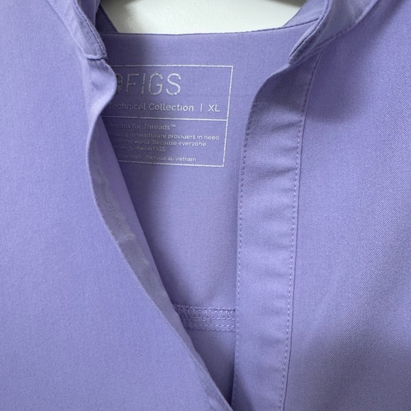 FIGS Lavender Dew Scrub Set – Rafaela Oversized Top XL + Zamora Joggers XL - Picture 3 of 3